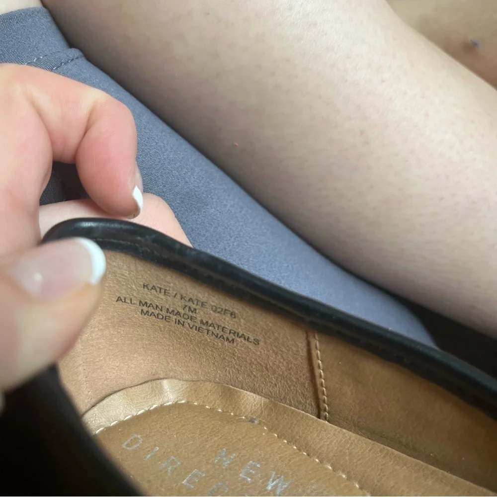 New Directions black slip on flats shoes